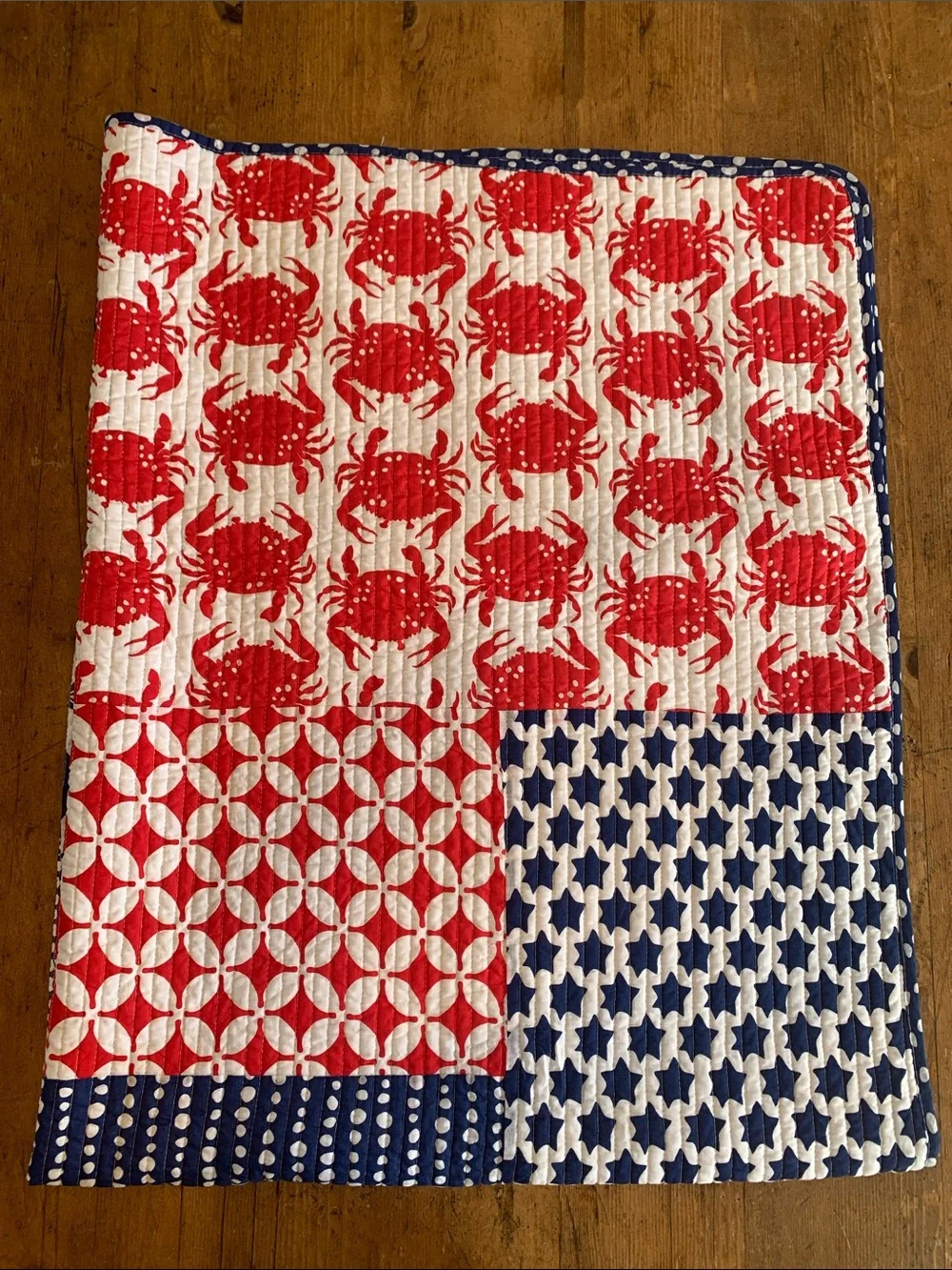 Cotton Red & Navy Starfish & Crab Quilted Throw Blanket